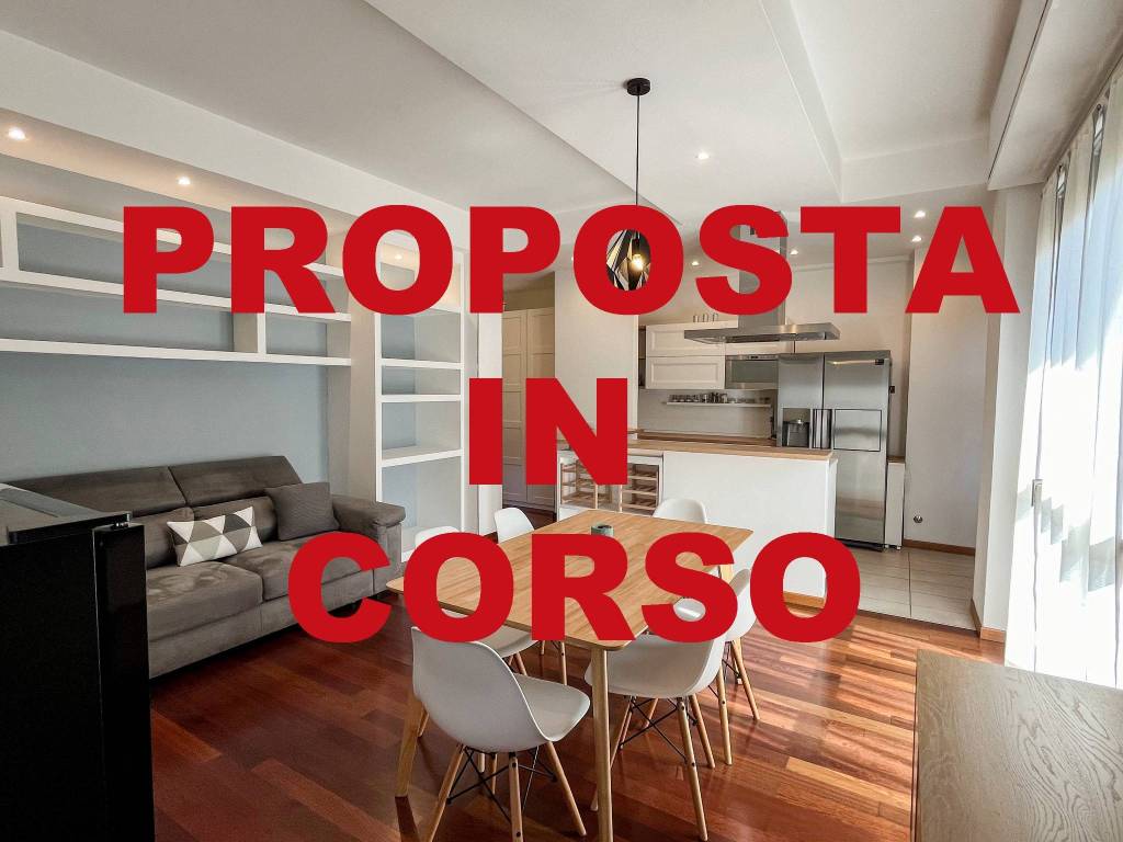appartamento in vendita a Varese in zona Centro Città
