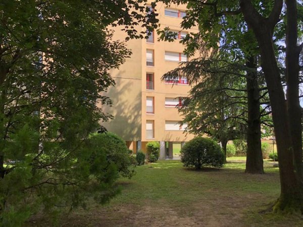 appartamento in vendita a Varese in zona Bizzozero