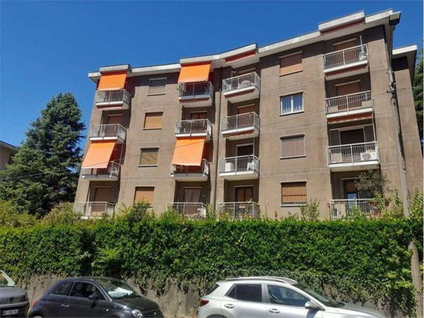 appartamento in vendita a Varese in zona Centro Città