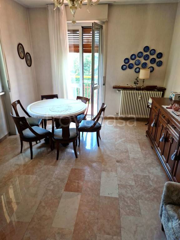 appartamento in vendita a Varese in zona Sant'Ambrogio