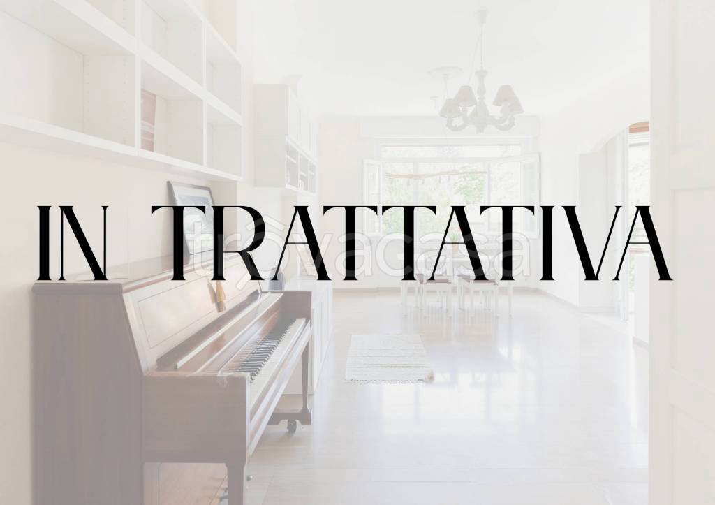 appartamento in vendita a Varese in zona Bosto