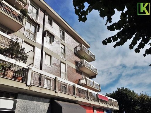 appartamento in vendita a Varese in zona Centro Città
