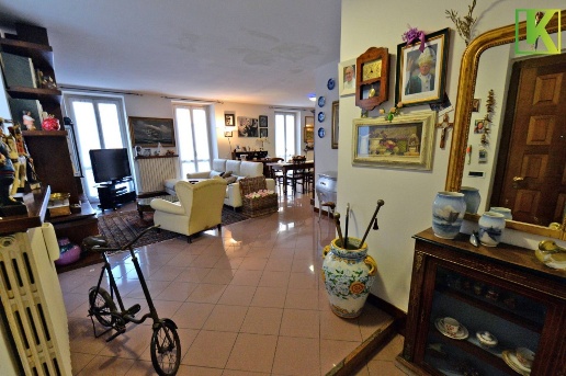 appartamento in vendita a Varese in zona Centro Città