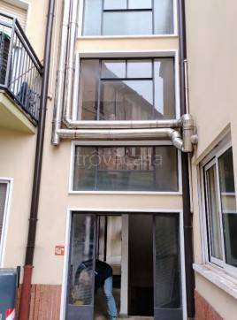 appartamento in vendita a Varese in zona Giubiano