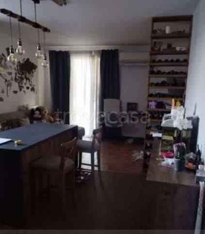 appartamento in vendita a Varese in zona Giubiano
