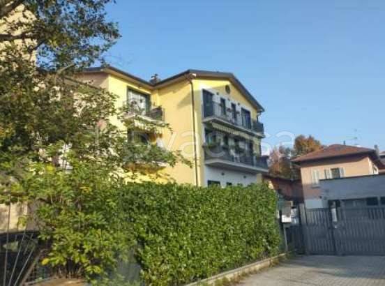 appartamento in vendita a Varese in zona Giubiano