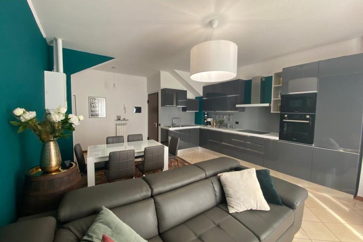 appartamento in vendita a Varese in zona Centro Città