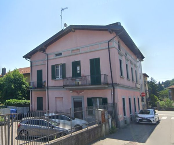 appartamento in vendita a Varese