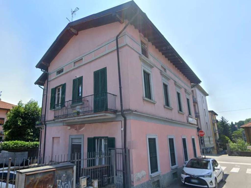 appartamento in vendita a Varese in zona Viale Belforte
