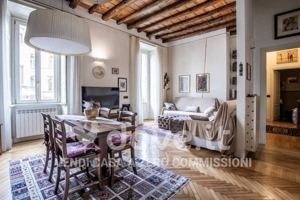 appartamento in vendita a Varese in zona Centro Città