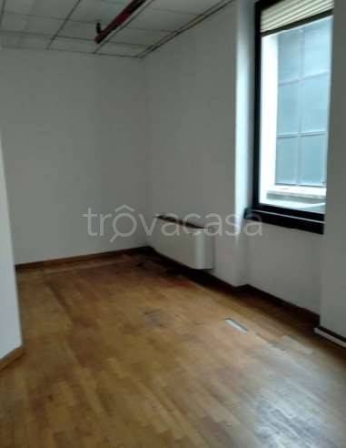 ufficio in vendita a Varese in zona Viale Belforte