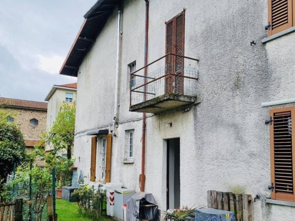casa indipendente in vendita a Varese in zona Viale Belforte