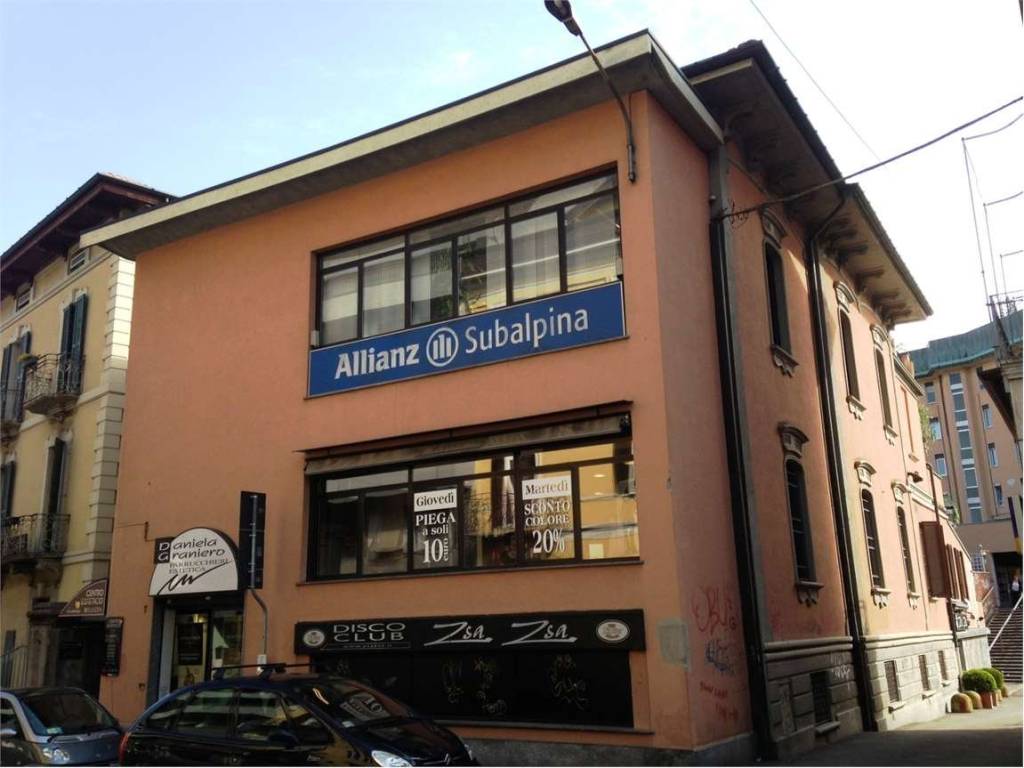 negozio in vendita a Varese in zona Biumo