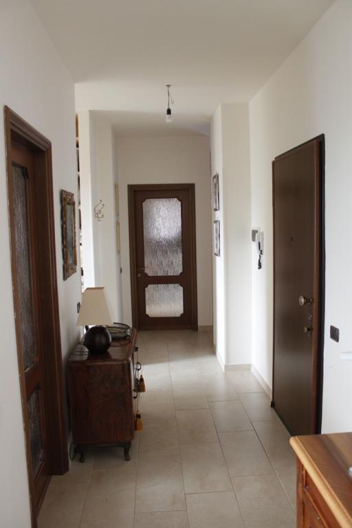 appartamento in vendita a Varese in zona Centro Città