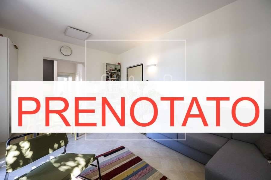 appartamento in vendita a Varese in zona Casbeno