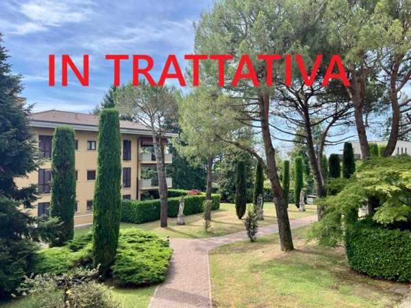 appartamento in vendita a Varese in zona Casbeno