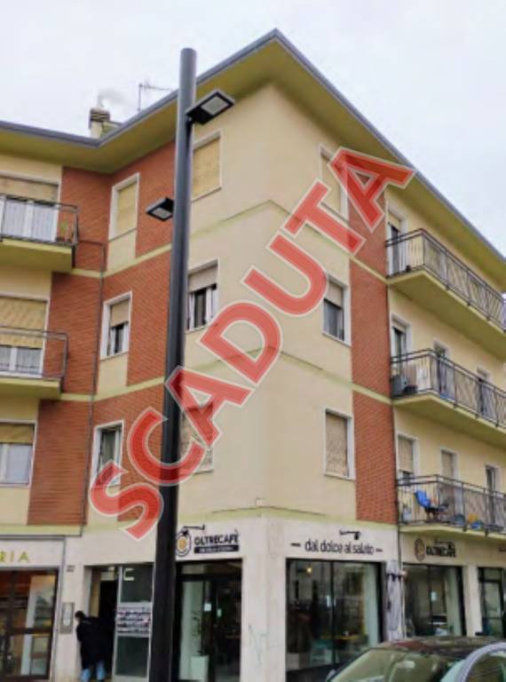 appartamento in vendita a Varese in zona Giubiano