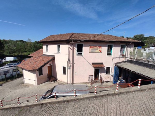 appartamento in vendita a Varese in zona Viale Belforte