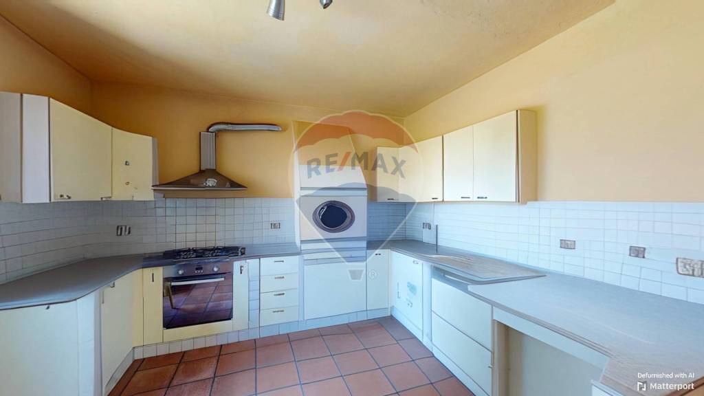 casa indipendente in vendita a Varese in zona Giubiano
