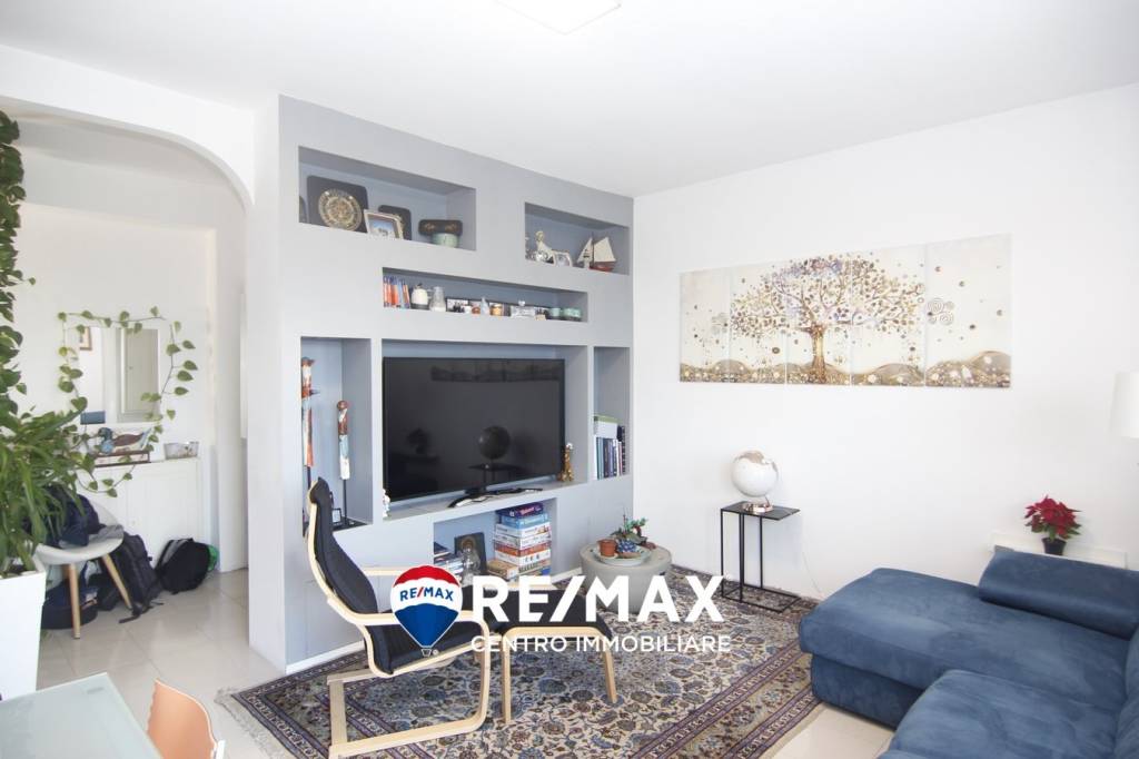 appartamento in vendita a Varese in zona Biumo