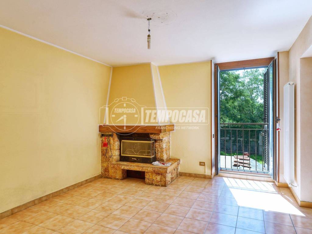 casa indipendente in vendita a Varese in zona Biumo