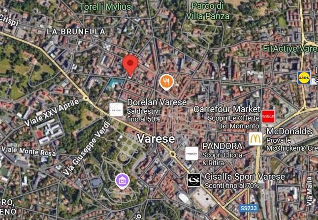 appartamento in vendita a Varese in zona Centro Città