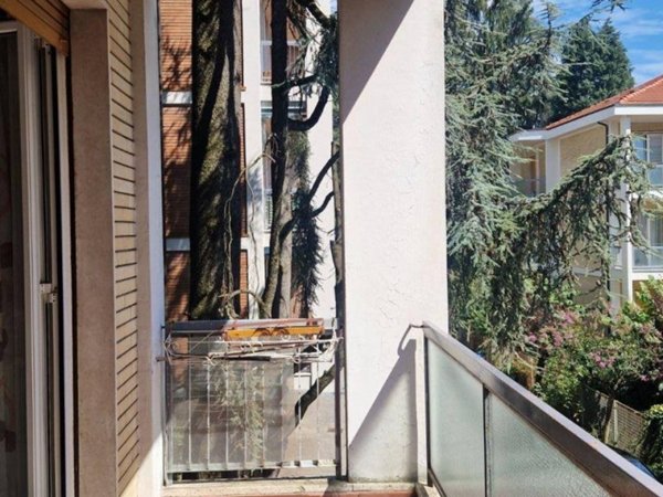 appartamento in vendita a Varese in zona Sant'Ambrogio