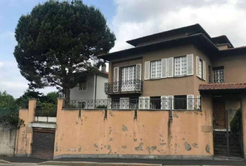 appartamento in vendita a Varese