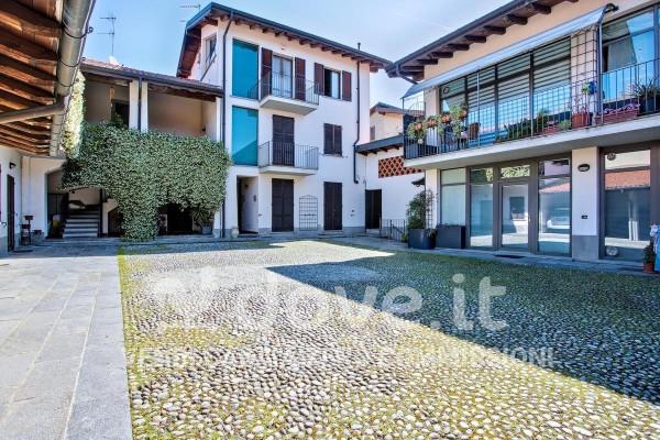 appartamento in vendita a Varese in zona Bobbiate