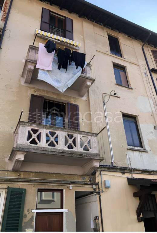 appartamento in vendita a Varese in zona Giubiano