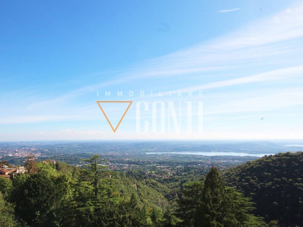 casa indipendente in vendita a Varese in zona Sant'Ambrogio