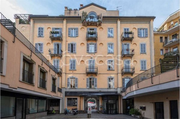 appartamento in vendita a Varese in zona Centro Città