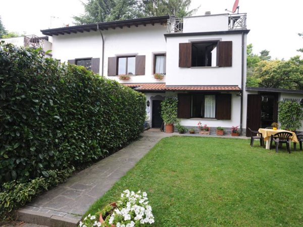 casa indipendente in vendita a Varese in zona Sant'Ambrogio