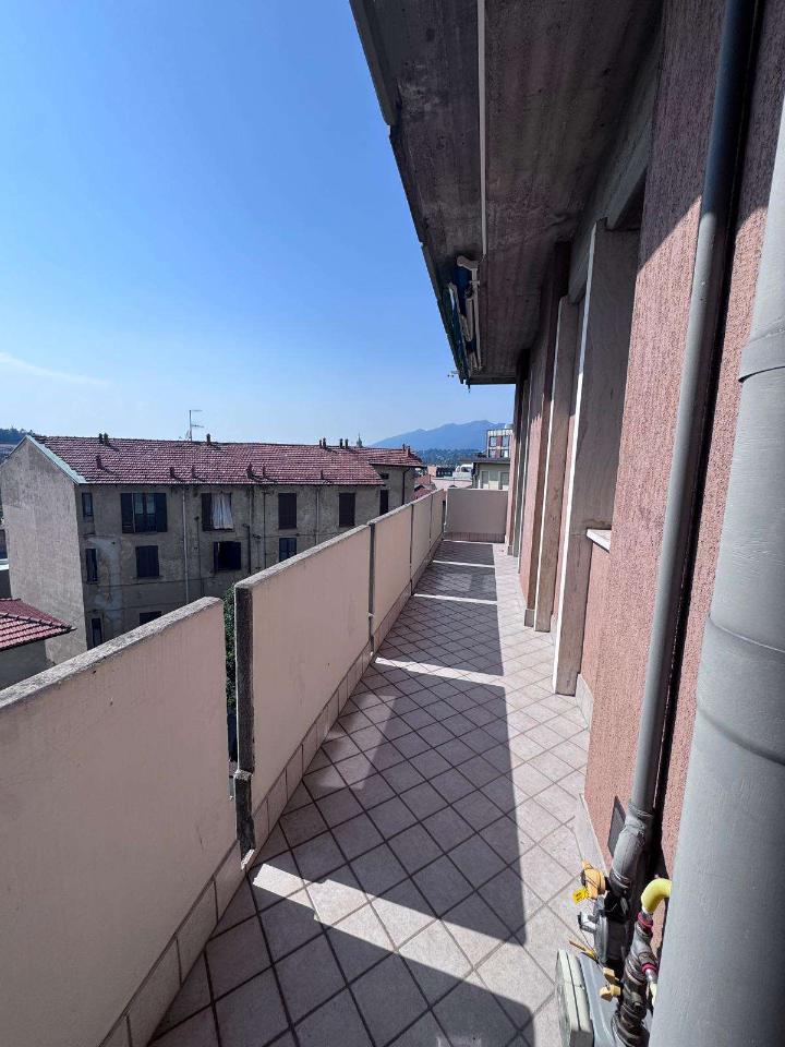 appartamento in vendita a Varese in zona Viale Belforte