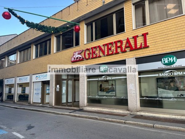 appartamento in vendita a Varese in zona Centro Città