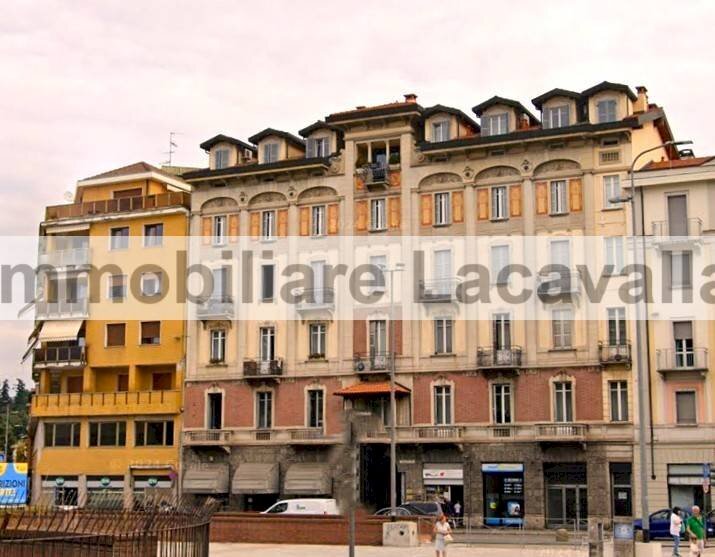 appartamento in vendita a Varese in zona Centro Città
