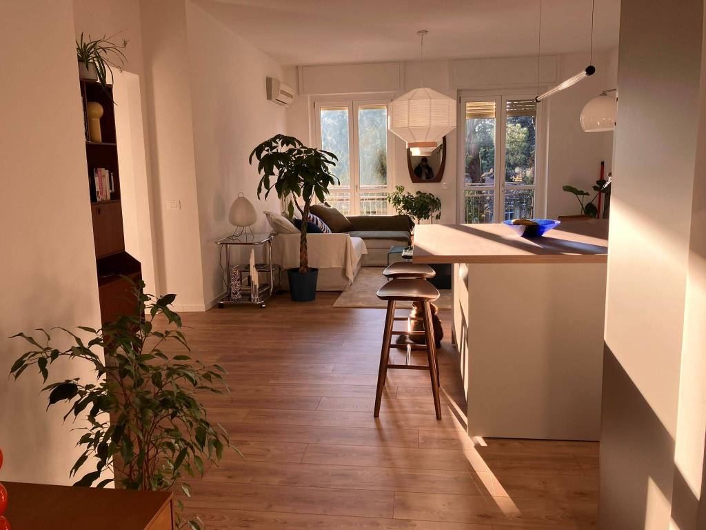 appartamento in vendita a Varese in zona Biumo