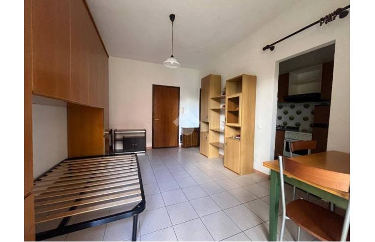 appartamento in vendita a Varese in zona Velate