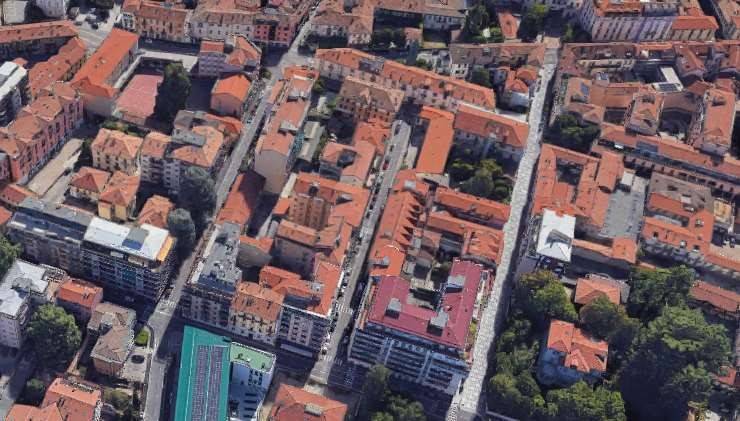 appartamento in vendita a Varese in zona Biumo