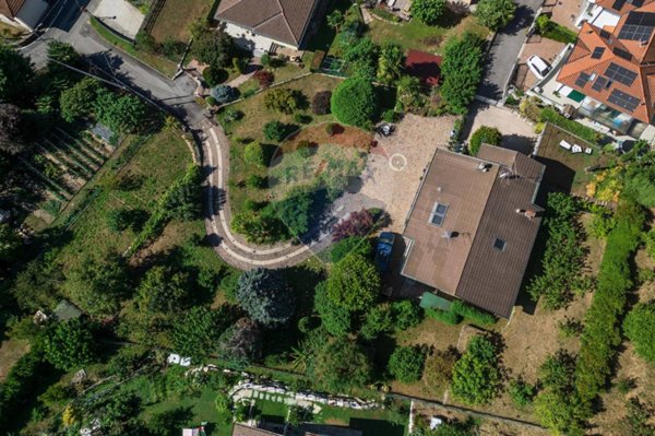 appartamento in vendita a Varese in zona Bobbiate