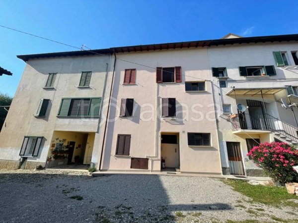 appartamento in vendita a Varese in zona Giubiano