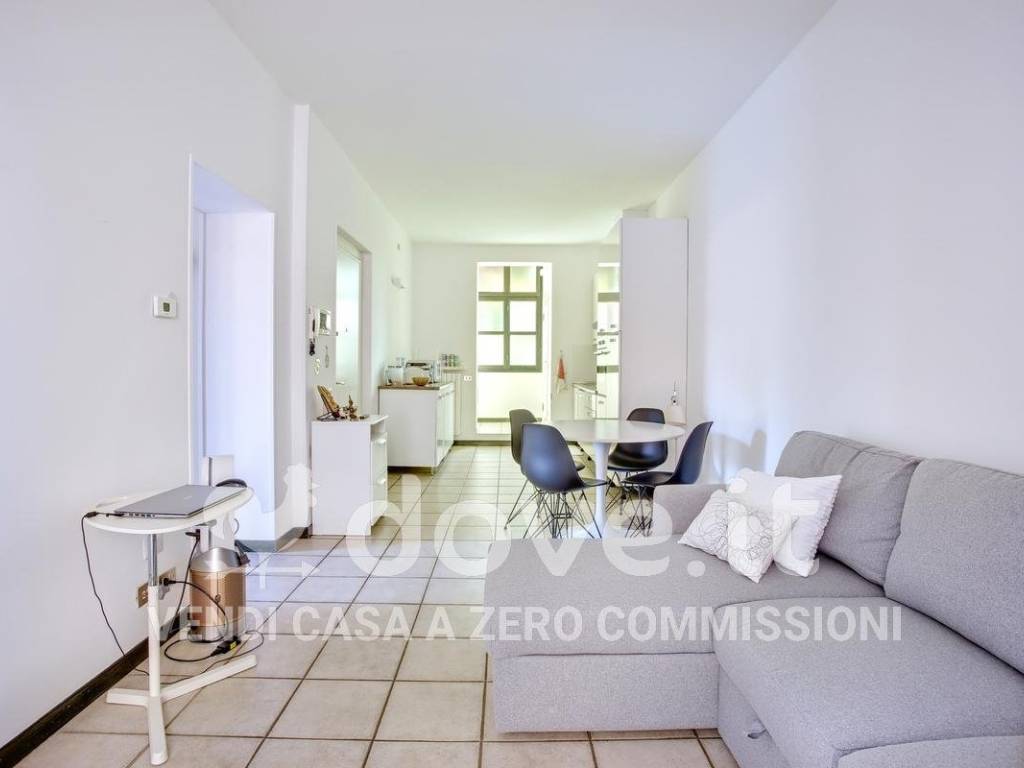 appartamento in vendita a Varese in zona Giubiano