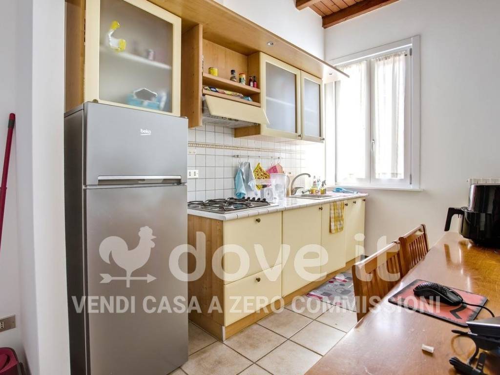 appartamento in vendita a Varese in zona Giubiano