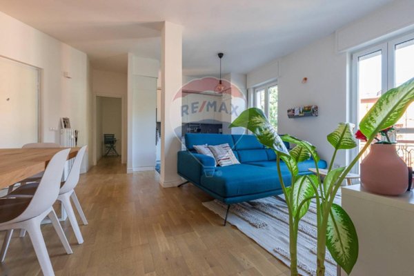 appartamento in vendita a Varese in zona Biumo