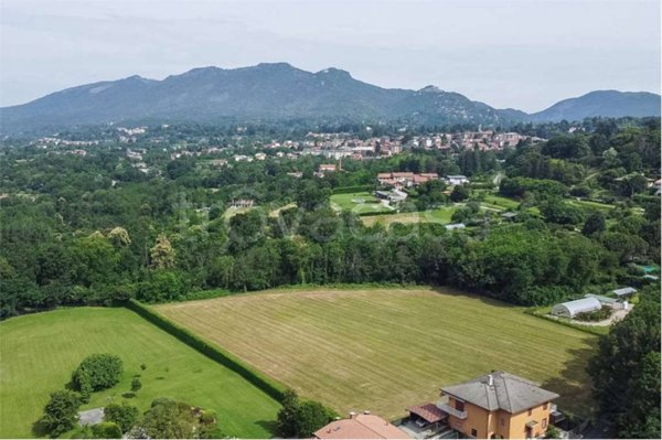 terreno agricolo in vendita a Varese in zona Schiranna