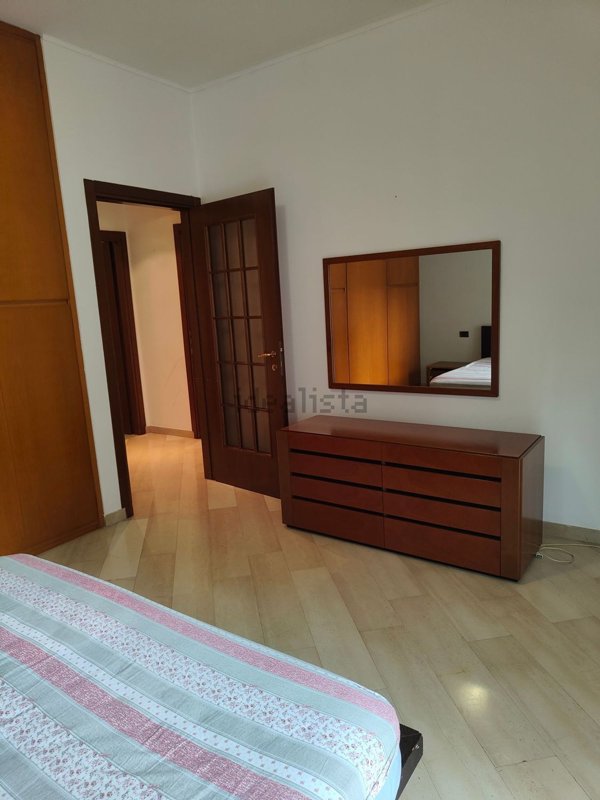 appartamento in vendita a Varese in zona Brunella