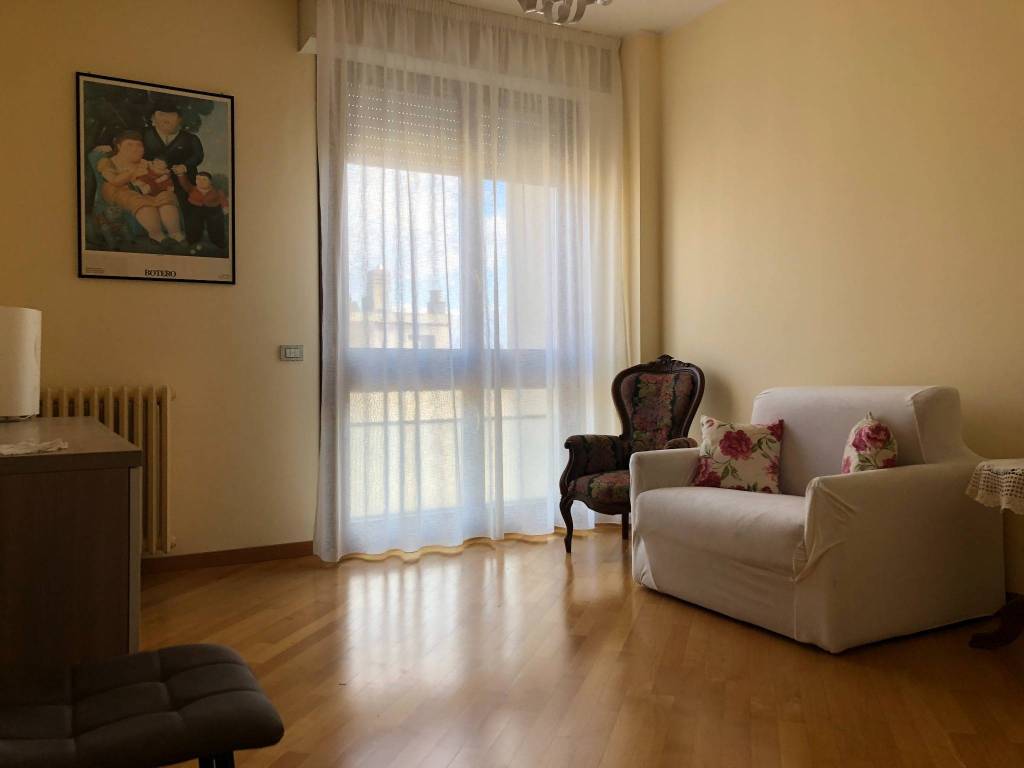 appartamento in vendita a Varese in zona Biumo