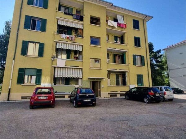 appartamento in vendita a Varese in zona Ippodromo
