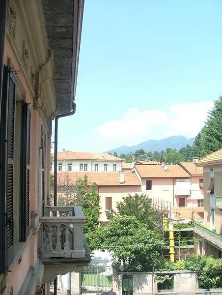 appartamento in vendita a Varese in zona Centro Città