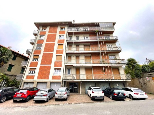 appartamento in vendita a Varese in zona Sant'Ambrogio